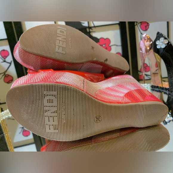 FENDI 😍Stunning!Sling back wedges sandals red patent leather.Retail $800.00 - Picture 5 of 8